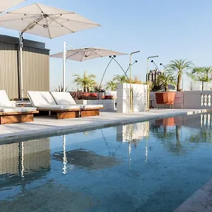 5* Otel Almanac
